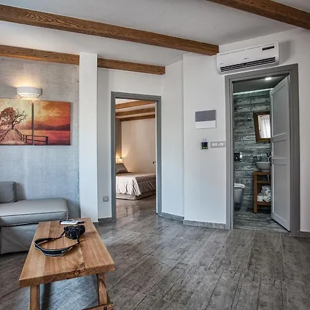Otel Omiros Boutique (adults Only)